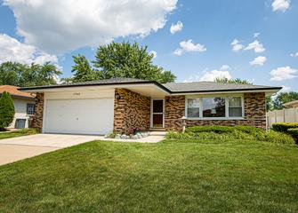 17465 Park Ln., Country Club Hills, IL 60478