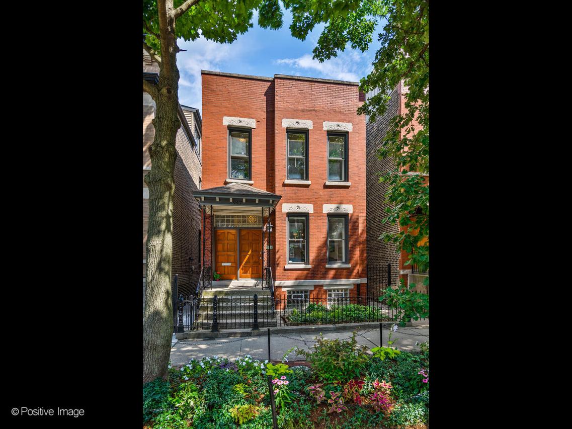 947 N Winchester Ave., Chicago, IL 60622