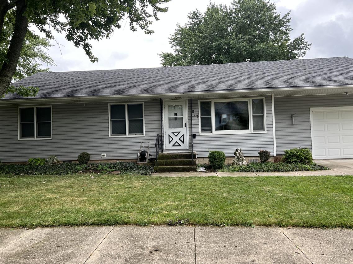 917 E Jefferson St., Morris, IL 60450