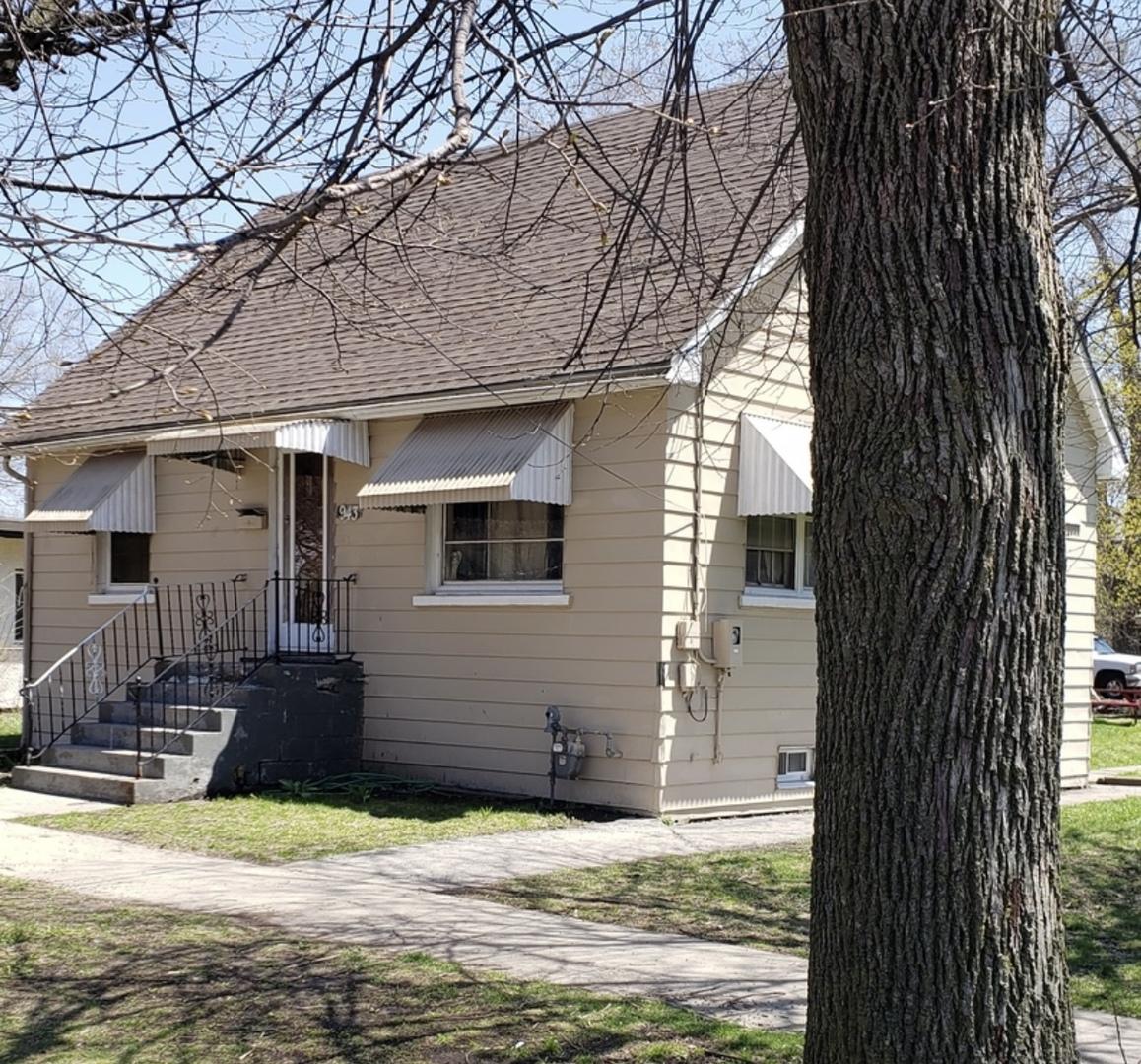 943 Broadway Ave., North Chicago, IL 60064