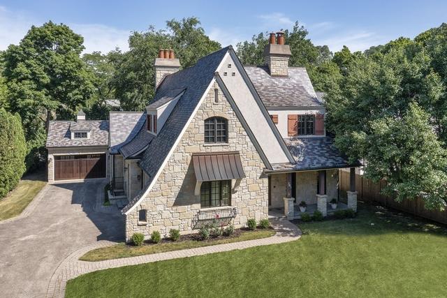 261 Beach Rd., Glencoe, IL 60022