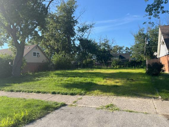 245 Frederick Dr., Chicago Heights, IL 60411