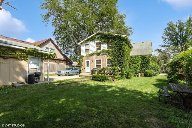 366 S Rex Blvd., Elmhurst, IL 60126