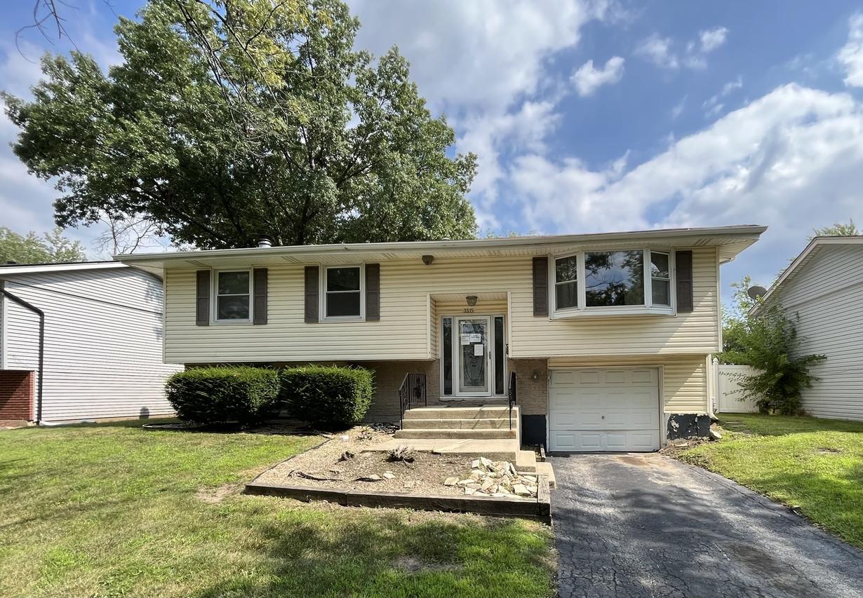 3515 Laurel Ln., Hazel Crest, IL 60429