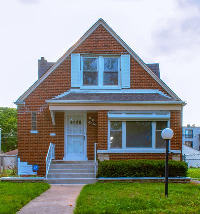 8154 S Calumet Ave., Chicago, IL 60619