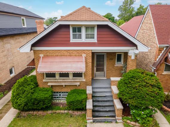 2538 Oak Park Ave., Berwyn, IL 60402