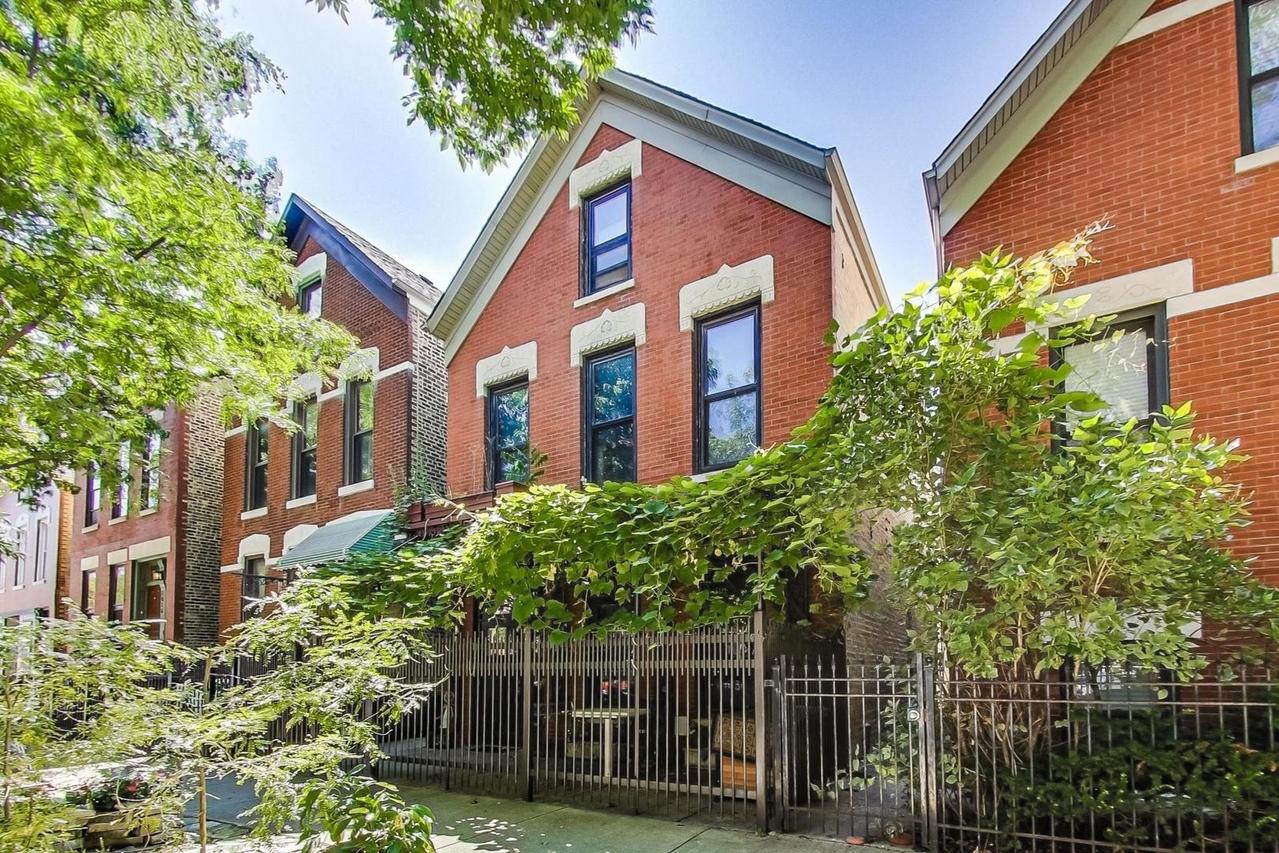 1020 N Winchester Ave., Chicago, IL 60622