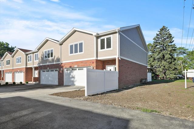7235 W 71st St. #7235-7, Bridgeview, IL 60455