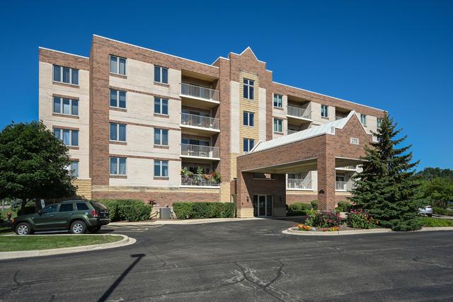 175 W Brush Hill Rd. #105, Elmhurst, IL 60126