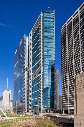 340 E Randolph St. #905, Chicago, IL 60601