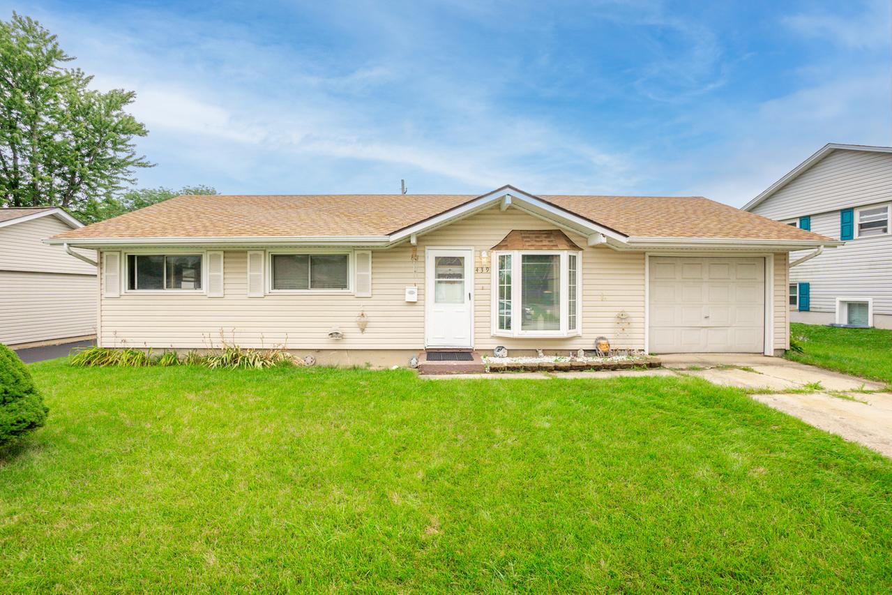 439 Clifton Ave., Romeoville, IL 60446