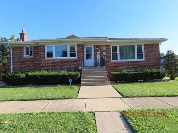 9001 Major Ave., Oak Lawn, IL 60453