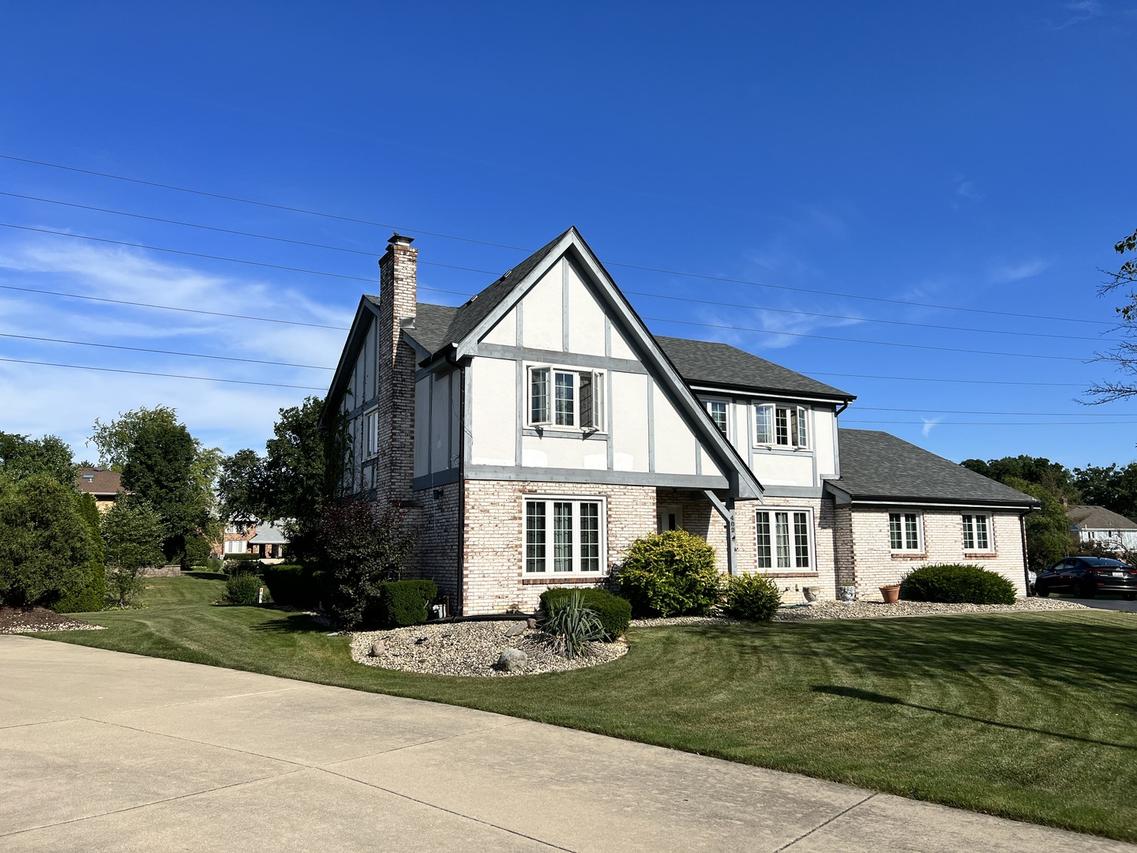 402 Parkview Pl., Burr Ridge, IL 60527