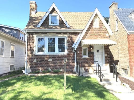 3806 Wenonah Ave., Berwyn, IL 60402