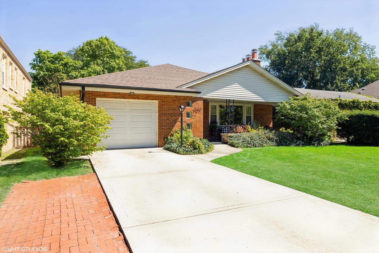 507 S Spring Ave., La Grange, IL 60525