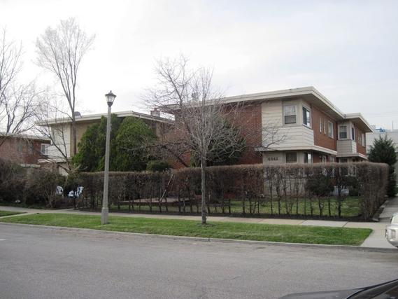 4842 Louise St. #A, Skokie, IL 60077