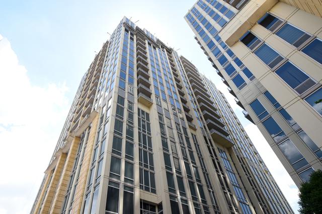 700 N Larrabee St. #805, Chicago, IL 60654