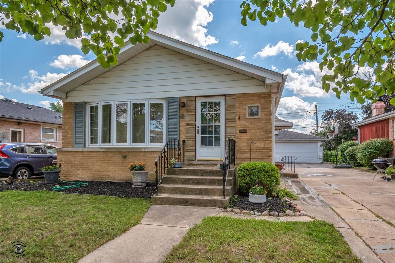 252 Chestnut Ave., South Chicago Heights, IL 60411
