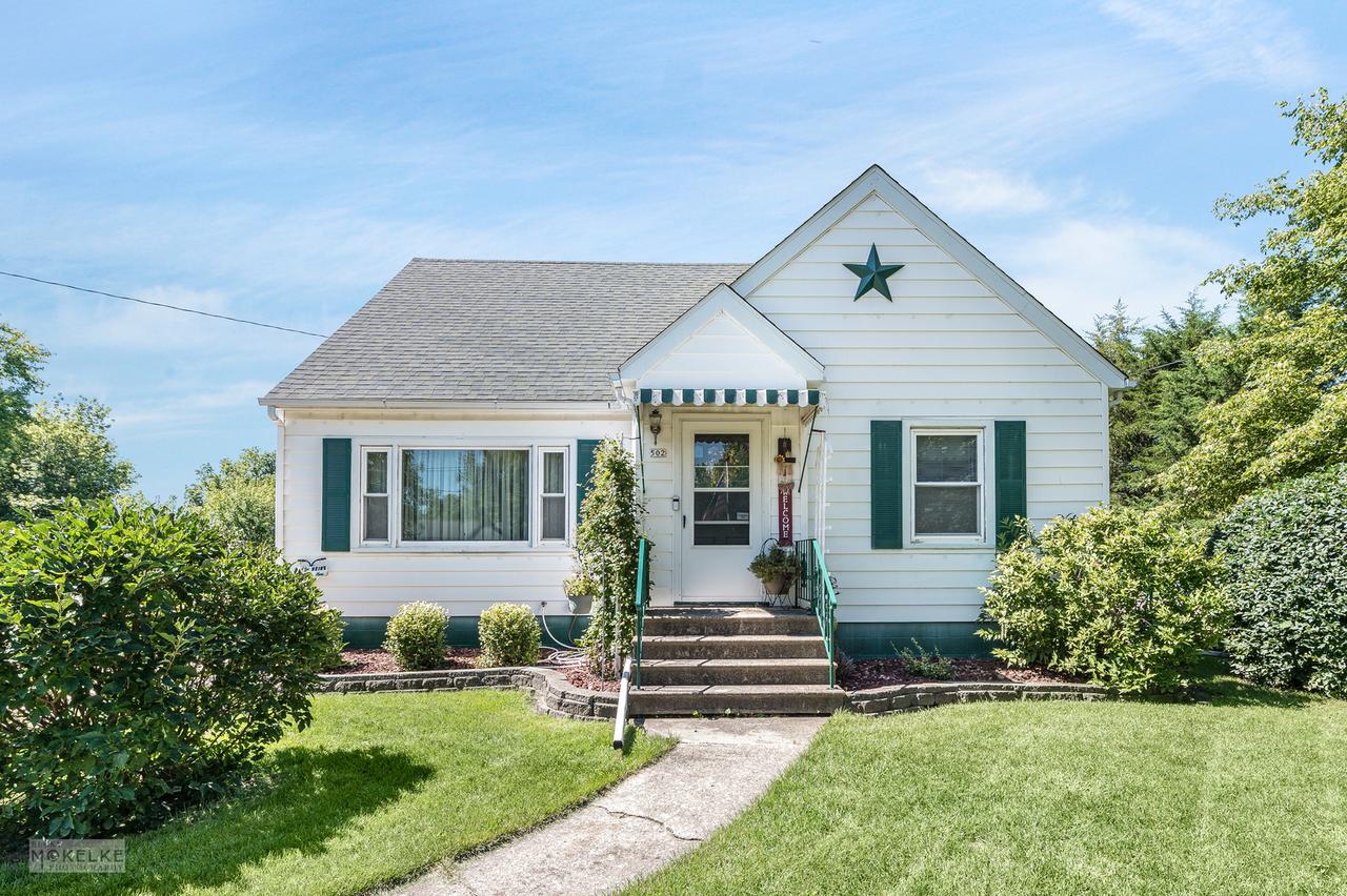 502 S 4th St., Malta, IL 60150