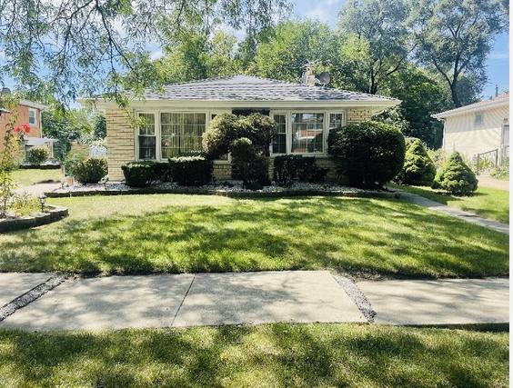 10808 S Laramie Ave., Oak Lawn, IL 60453
