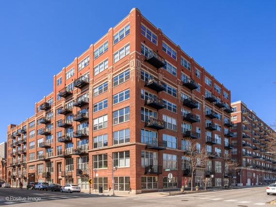 1500 W Monroe St. #718, Chicago, IL 60607