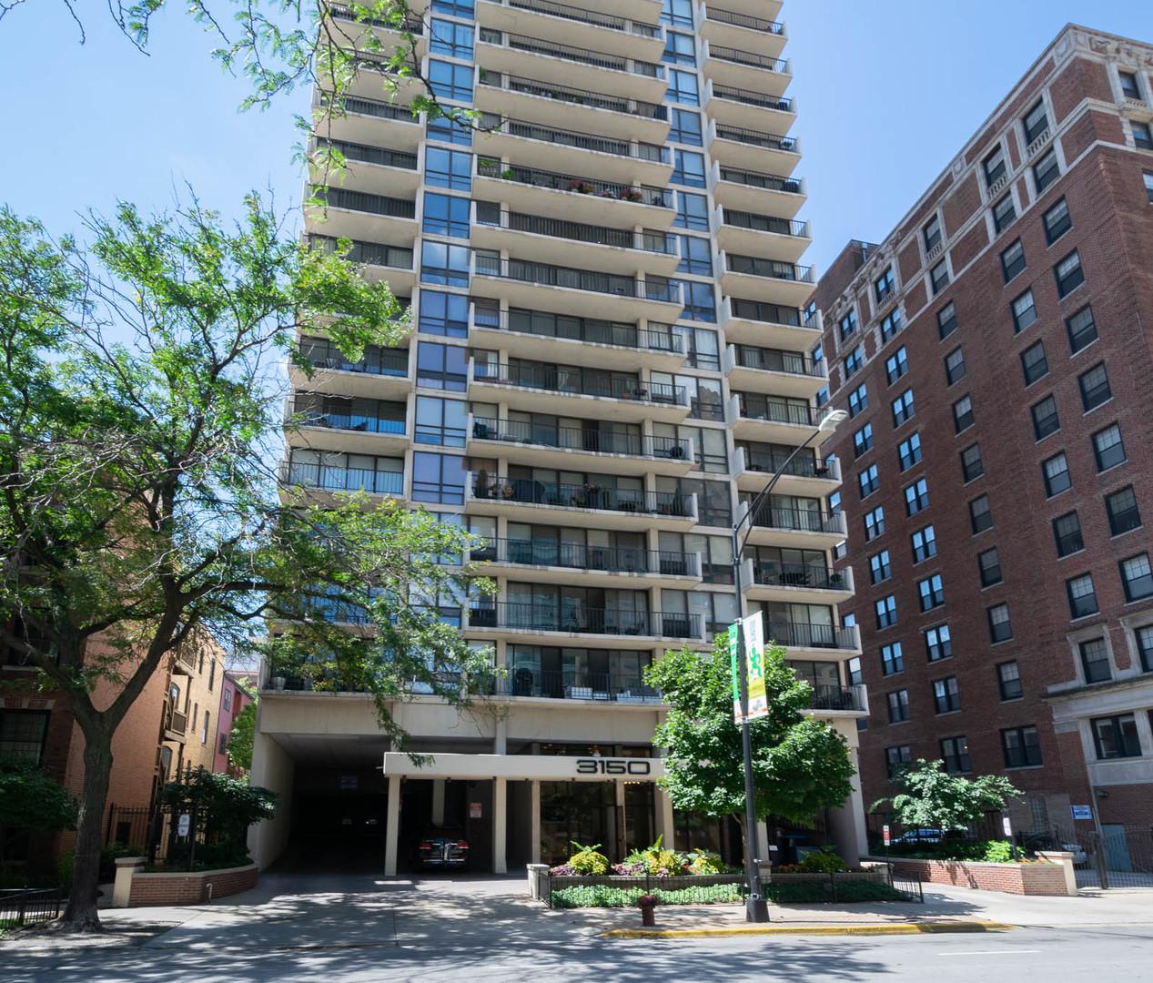 3150 N Sheridan Rd. #18A, Chicago, IL 60657