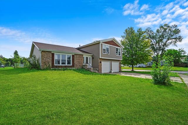 210 Windsor Dr., Bolingbrook, IL 60440