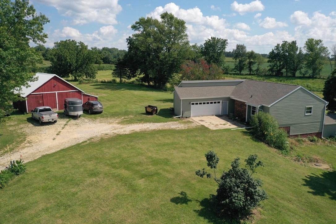 113 Creamery Rd., Thomson, IL 61285