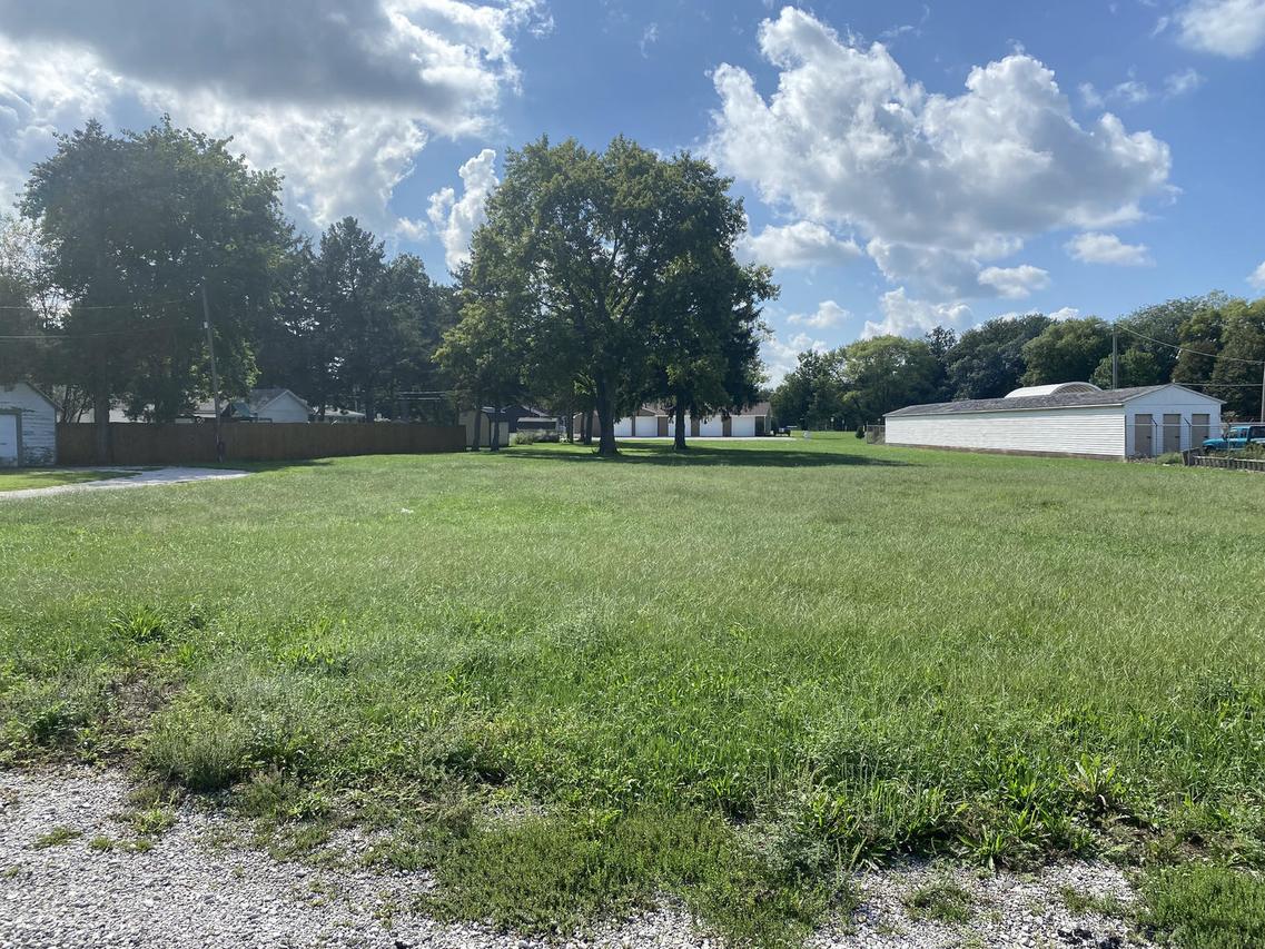 101 1st St., St. Joseph, IL 61873