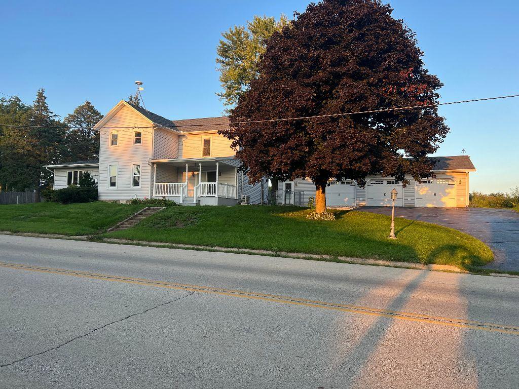 6293 High St., Freeport, IL 61032