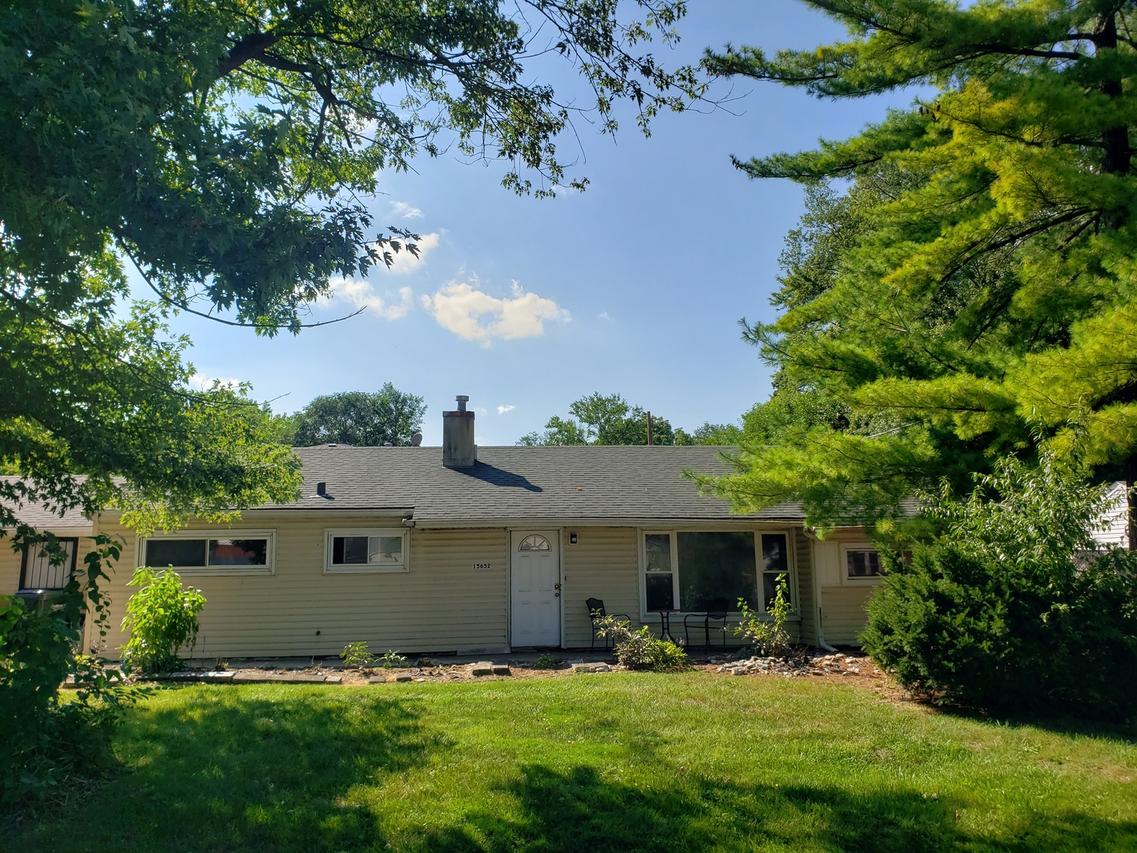 15652 Ridgeway Ave., Markham, IL 60428