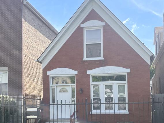 1419 N Oakley Blvd., Chicago, IL 60622