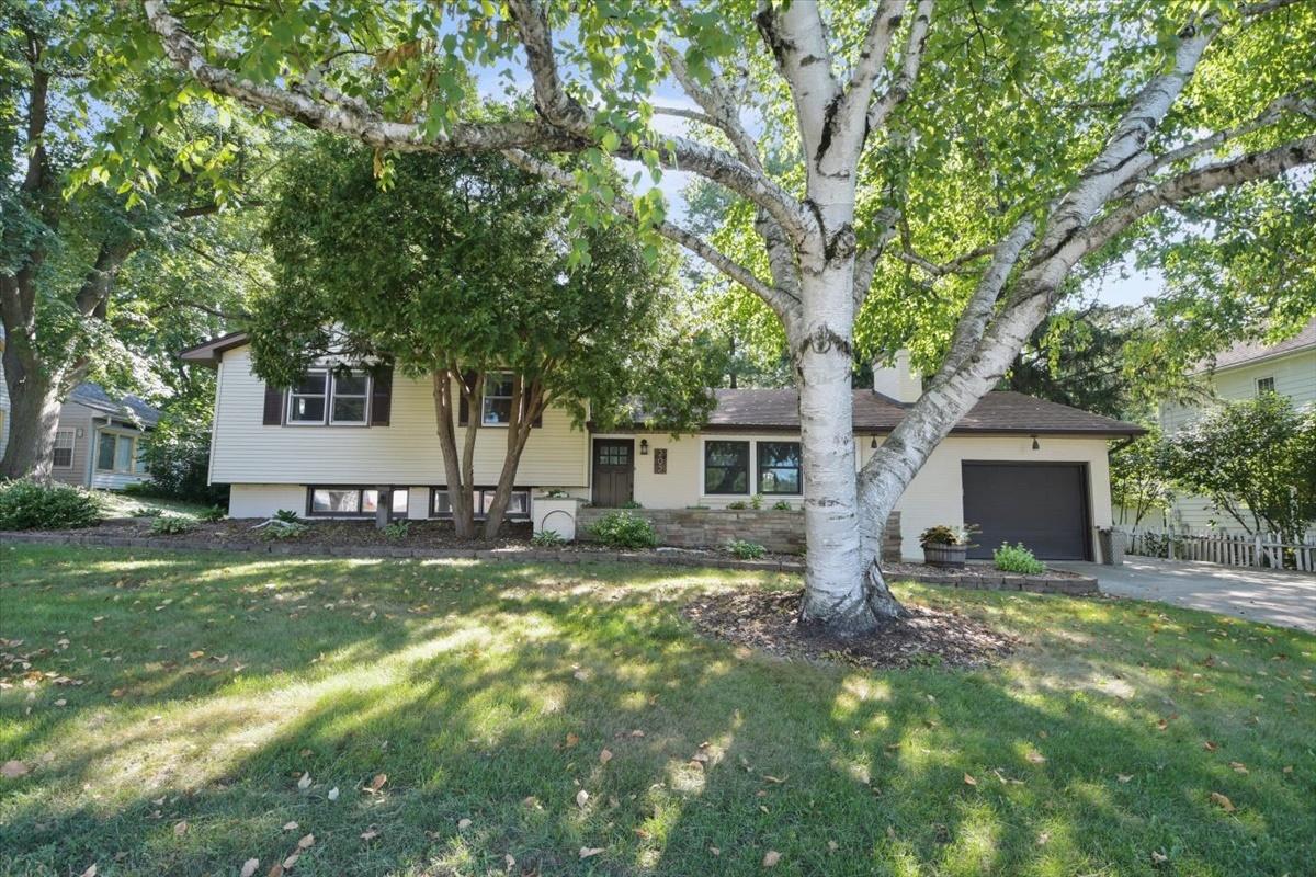 202 N Division St., Mahomet, IL 61853