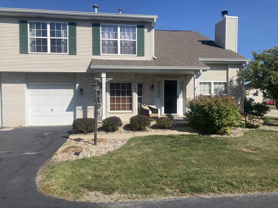 1404 Root St., Crest Hill, IL 60403