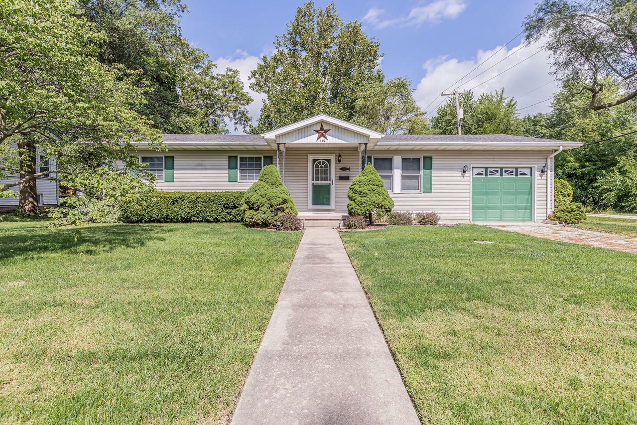 119 W Franklin St., Paxton, IL 60957