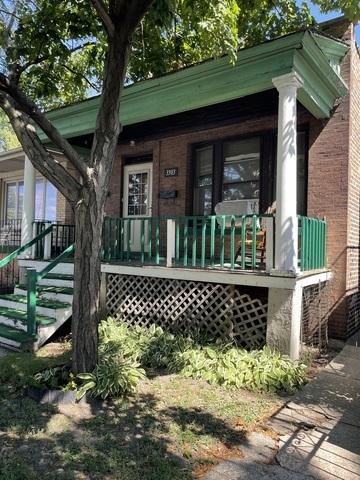 3303 S Claremont Ave., Chicago, IL 60608