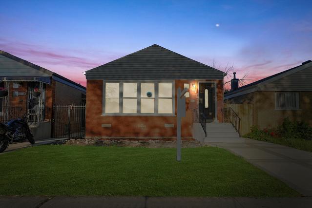 4553 S La Crosse Ave., Chicago, IL 60638