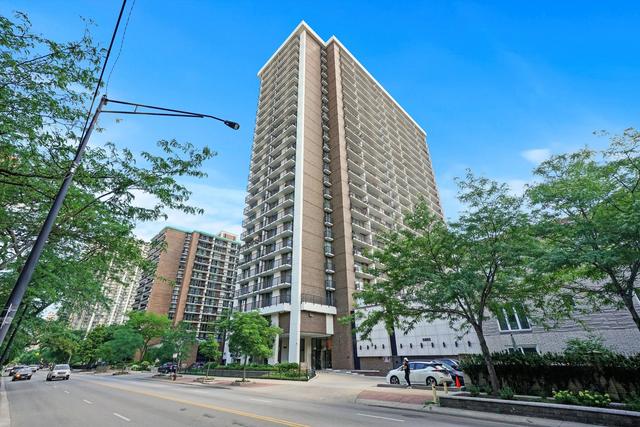 5855 N Sheridan Rd. #23K, Chicago, IL 60660