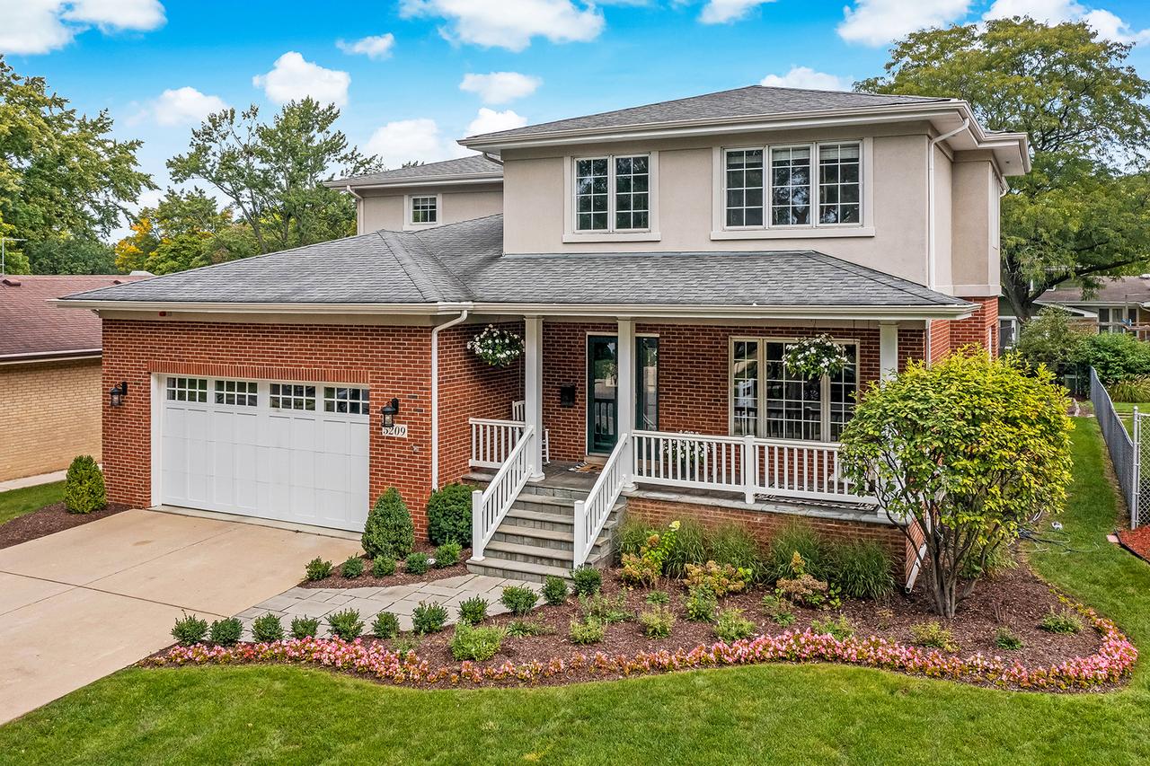 5209 Howard Ave., Western Springs, IL 60558