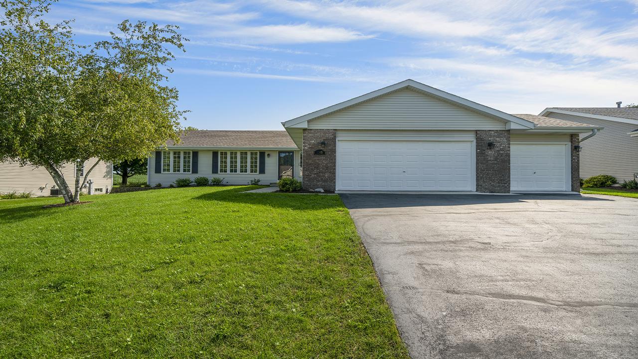 12976 Springhill Dr., Winnebago, IL 61088