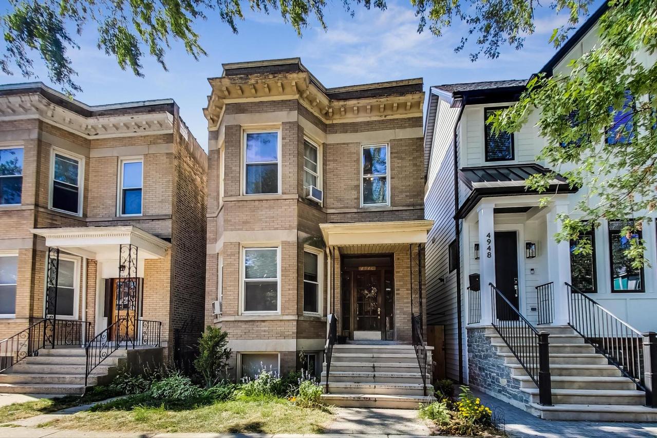 4946 N Hoyne Ave., Chicago, IL 60625