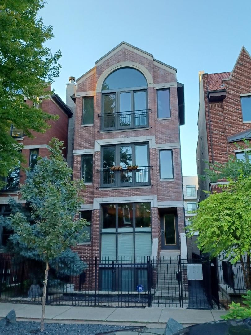 2033 W Crystal St. #3, Chicago, IL 60622