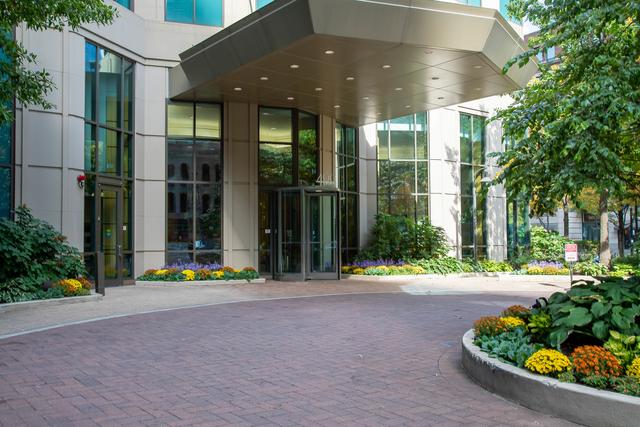 400 N Lasalle St. #2906, Chicago, IL 60654
