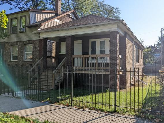 8025 S Marquette Ave., Chicago, IL 60617