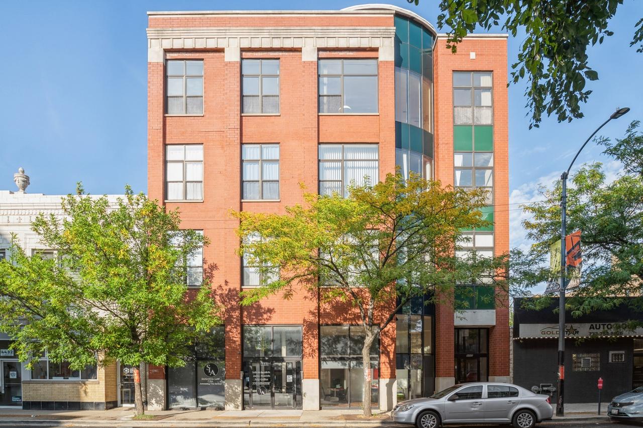 4440 N Kedzie Ave. #401, Chicago, IL 60625