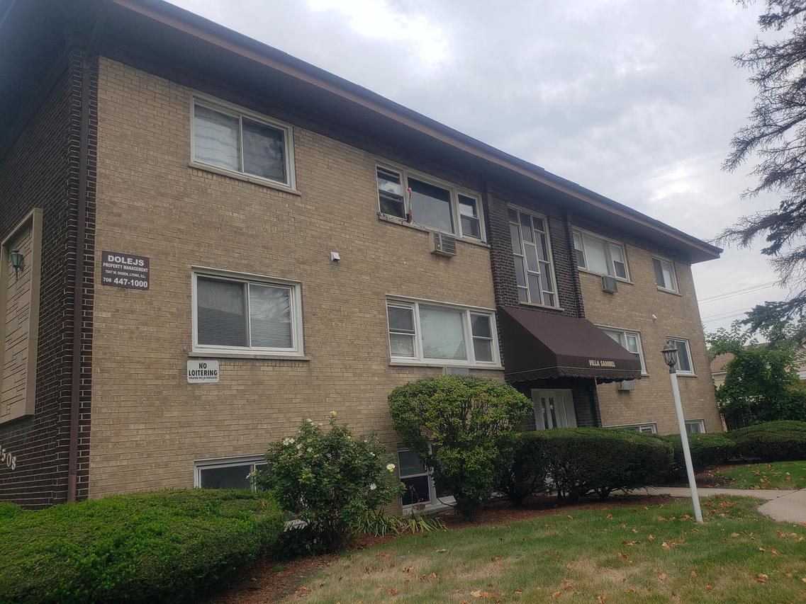 8508 45th Pl. #GA, Lyons, IL 60534
