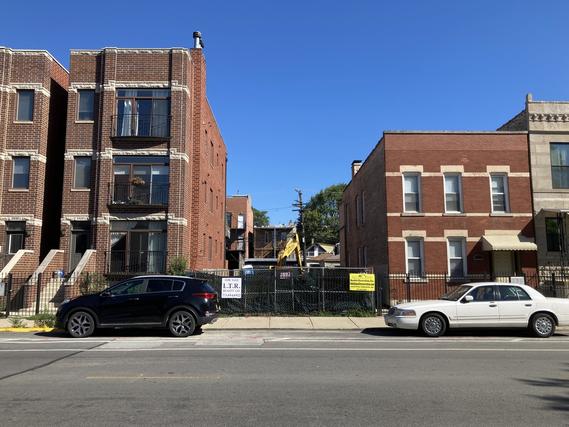 2426 W Augusta Blvd., Chicago, IL 60622
