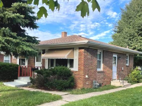 1212 Highland Ave., Joliet, IL 60435
