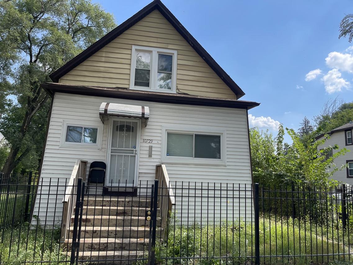 10729 S Wentworth Ave., Chicago, IL 60628