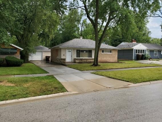 331 Indianwood Blvd., Park Forest, IL 60466